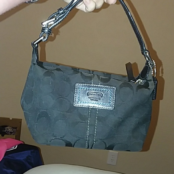 Coach Purse - Picture 4 of 7